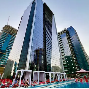 Canal Business Bay فندق